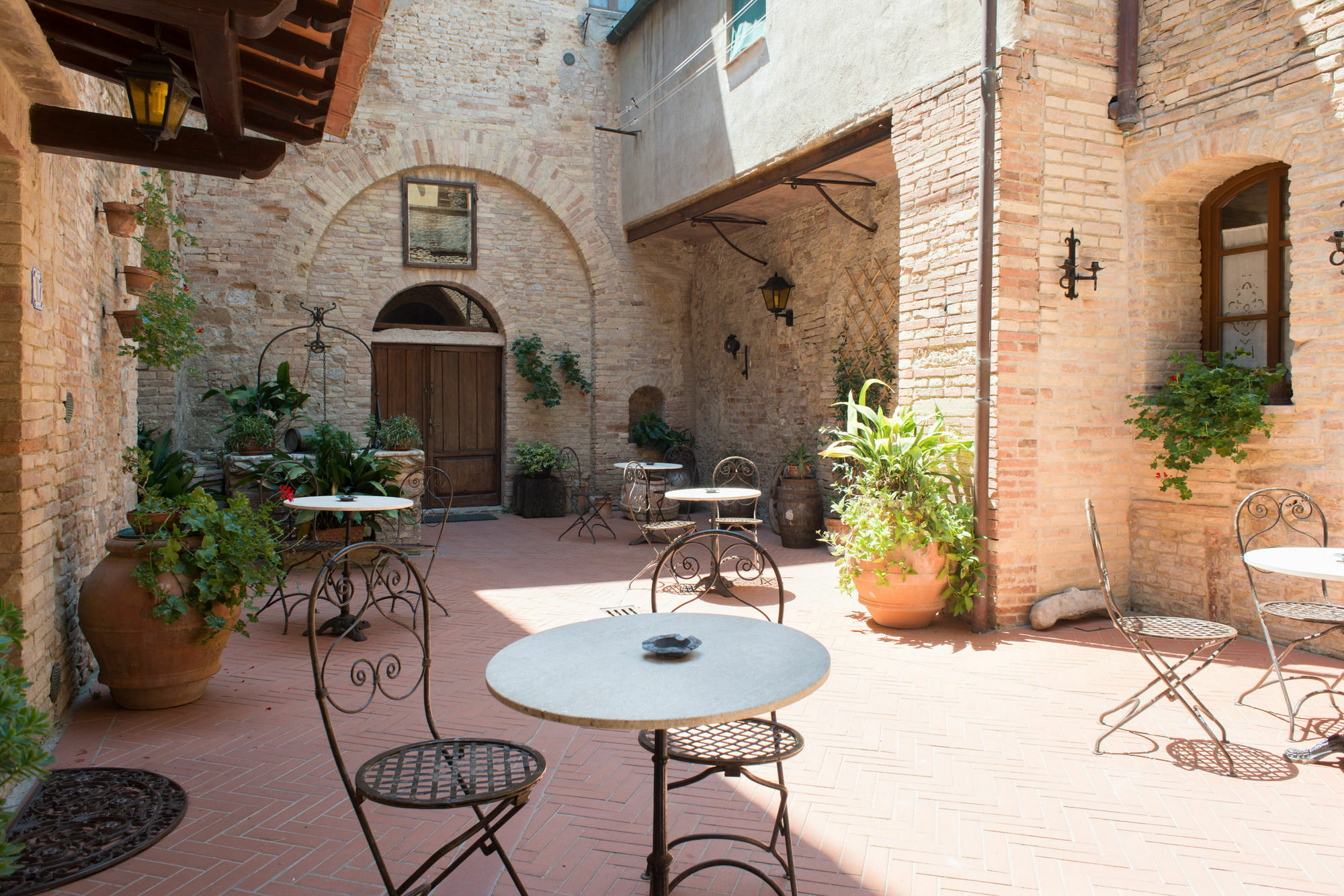 Hotel Residenza D'epoca Palazzo Buonaccorsi 3*