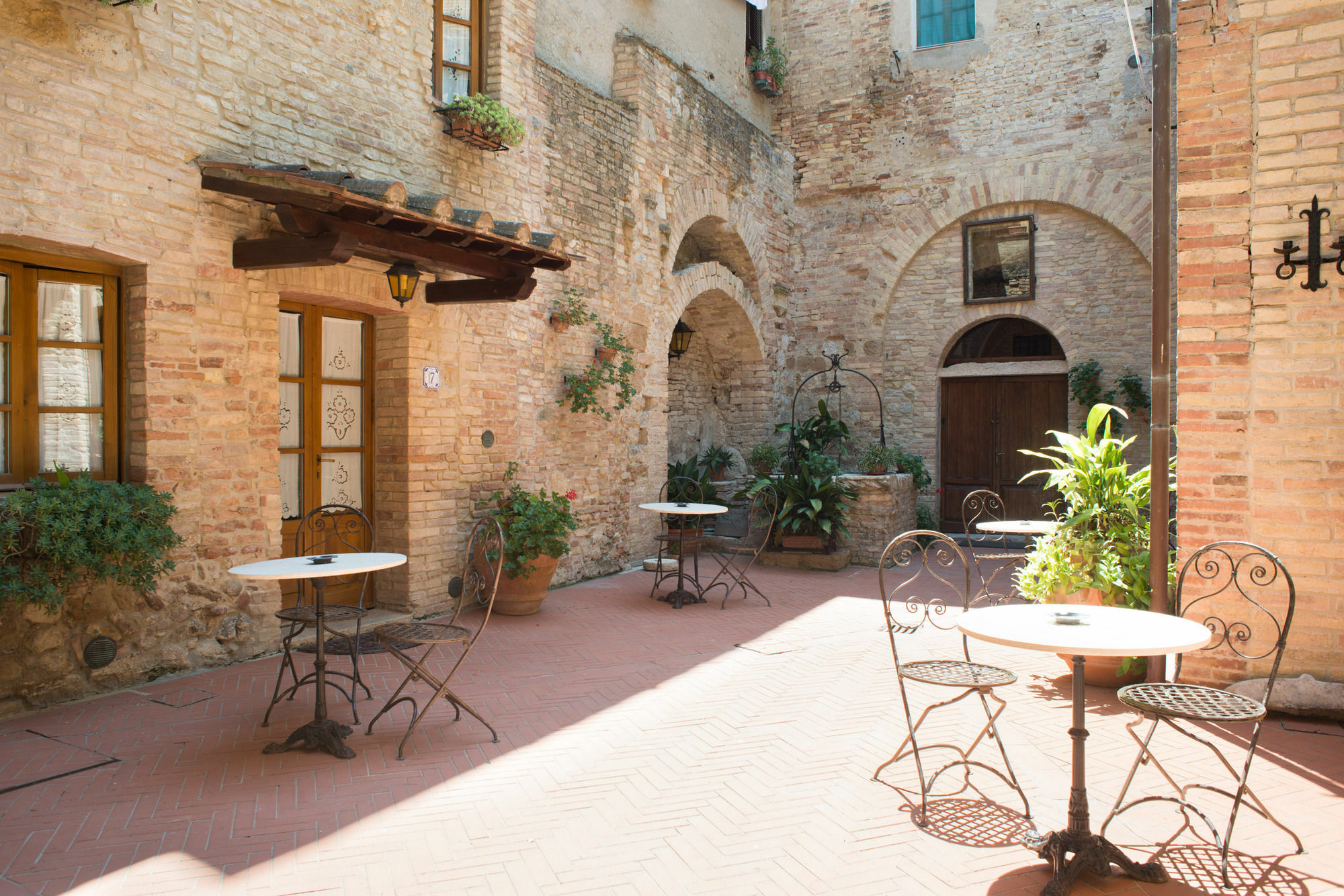 Residenza D'epoca Palazzo Buonaccorsi Hotel 3*